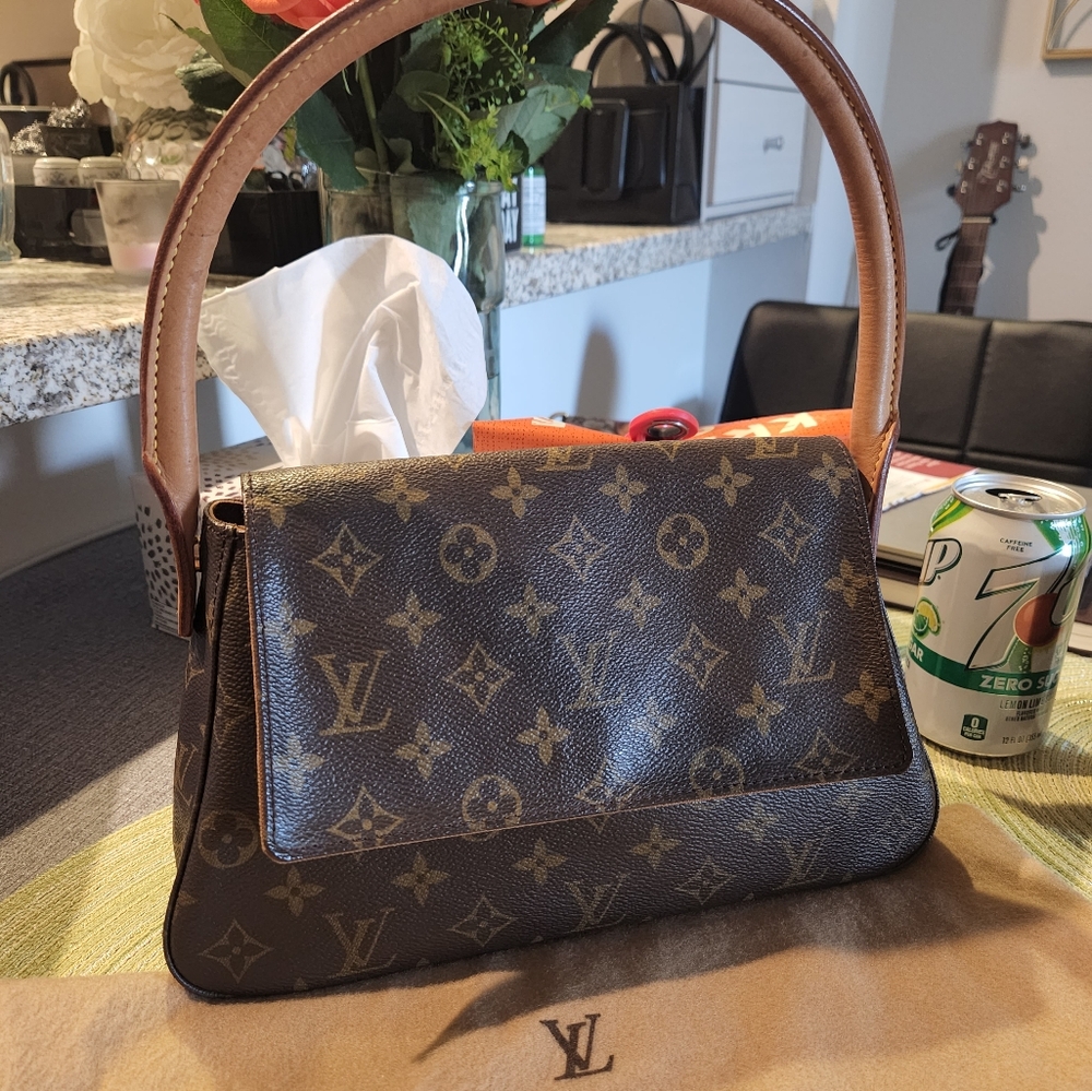 Authentic Louis Vuitton Vintage Monogram Mini Looping Shoulder Bag /Hand Bag